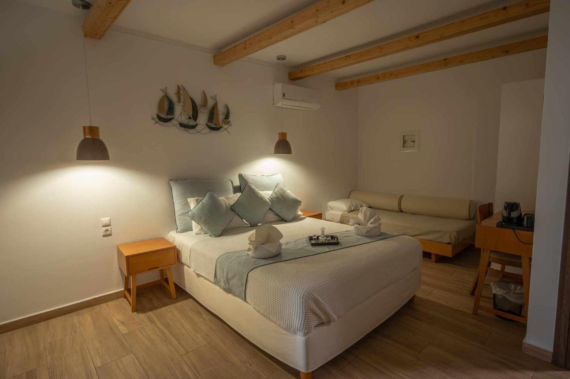 Hotel Karidis 3*