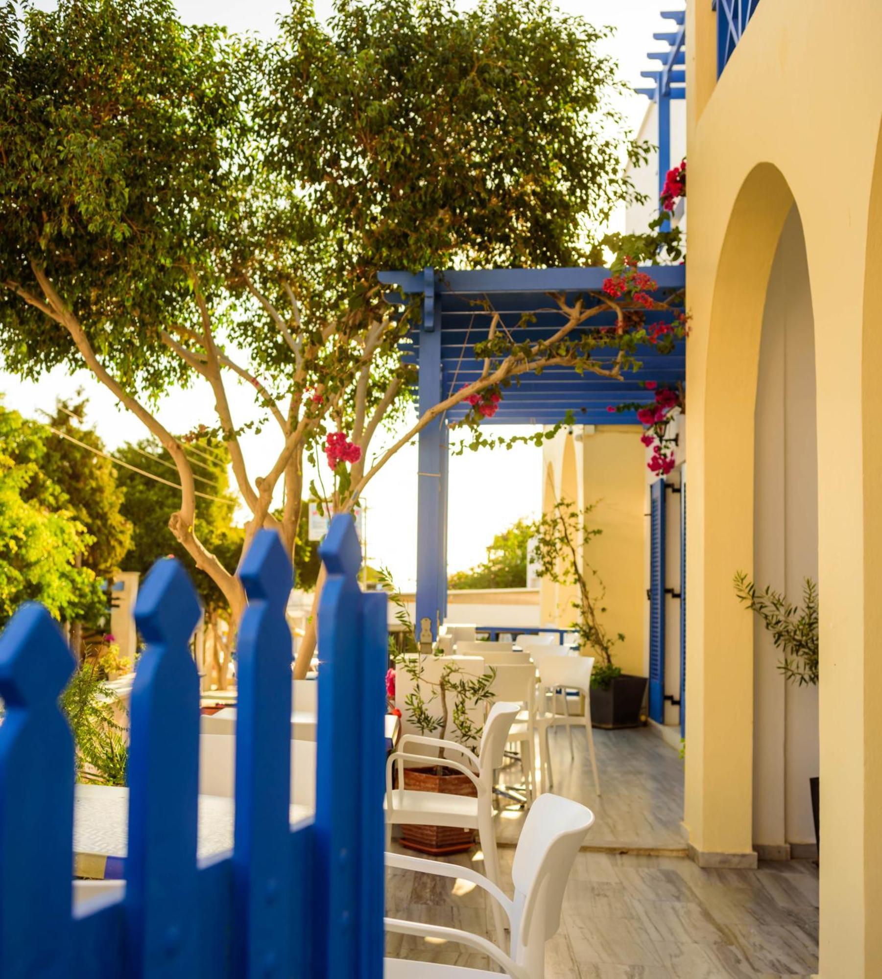 Hotel Karidis Kamari (Santorini)